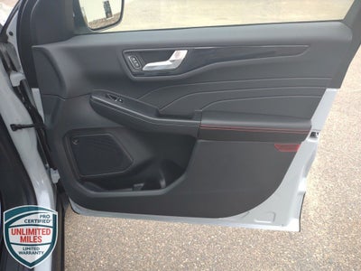 2025 Ford Escape Hybrid ST-Line Select