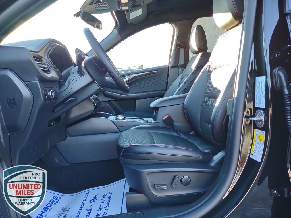 2026 Ford Escape Hybrid ST-Line Select