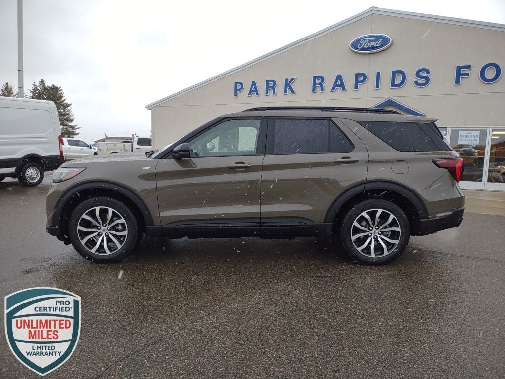 2026 Ford Explorer ST-Line