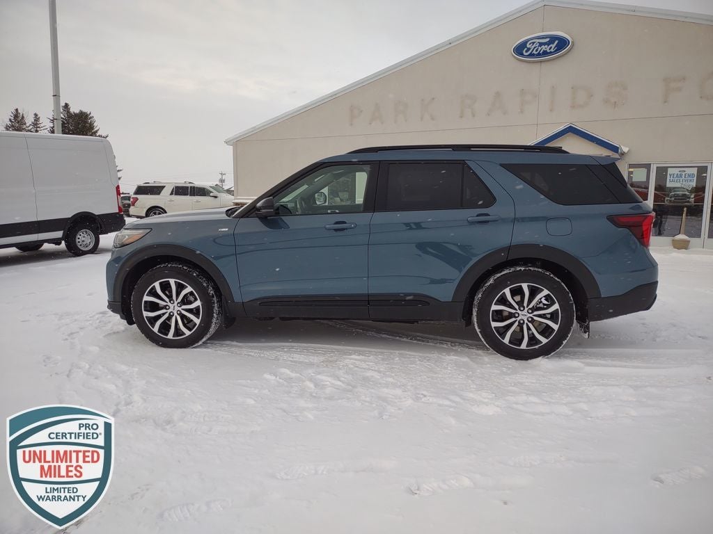 2026 Ford Explorer ST-Line