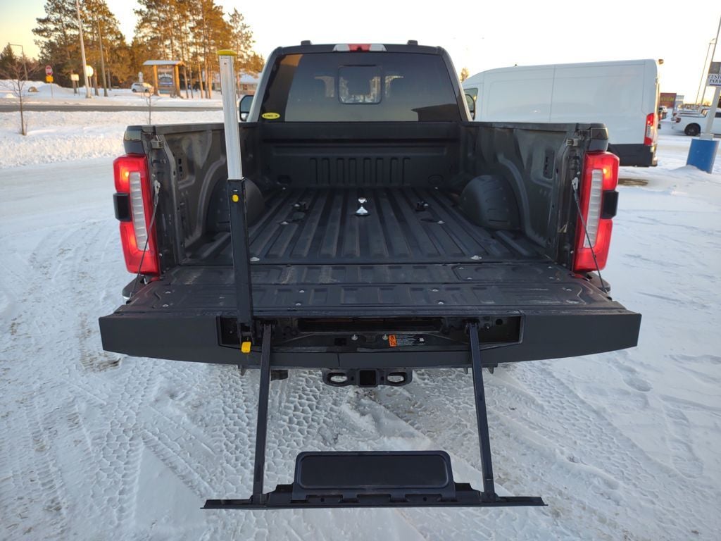 2024 Ford F-350SD Lariat