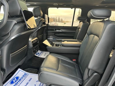 2022 Jeep Grand Wagoneer Series II