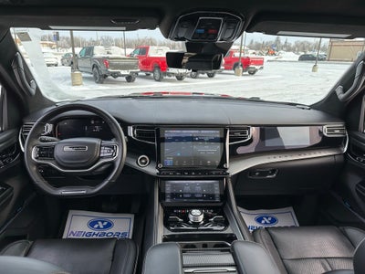 2022 Jeep Grand Wagoneer Series II