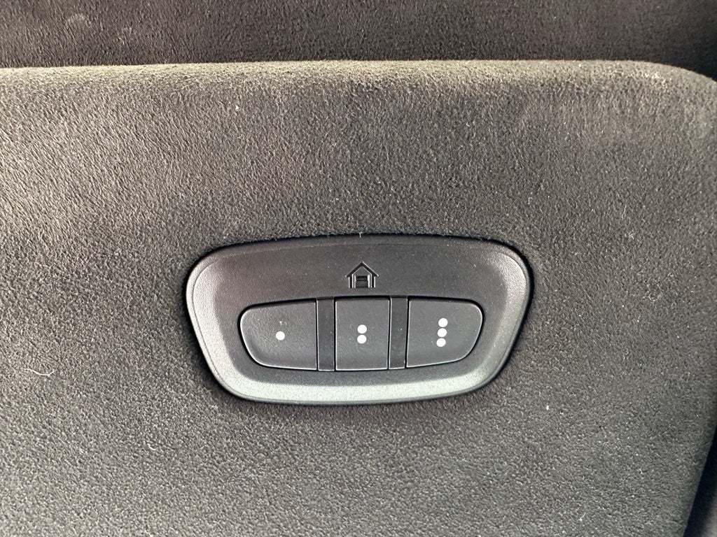 2022 Jeep Grand Wagoneer Series II