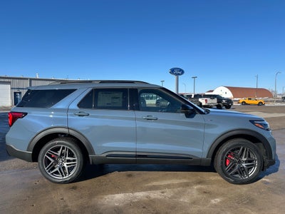 2026 Ford Explorer ST-Line