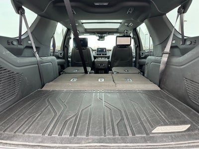 2023 Chevrolet Suburban High Country