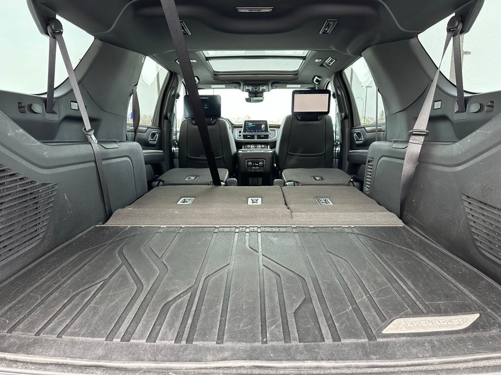 2023 Chevrolet Suburban High Country