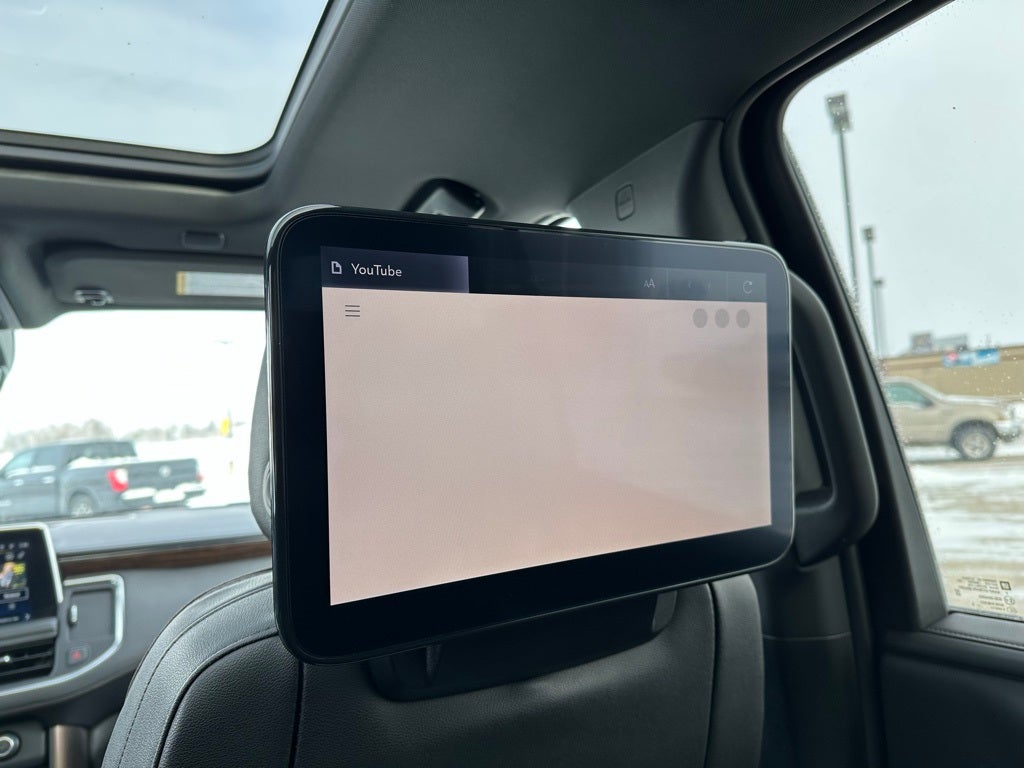 2023 Chevrolet Suburban High Country