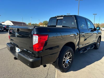 2020 Nissan Titan SV